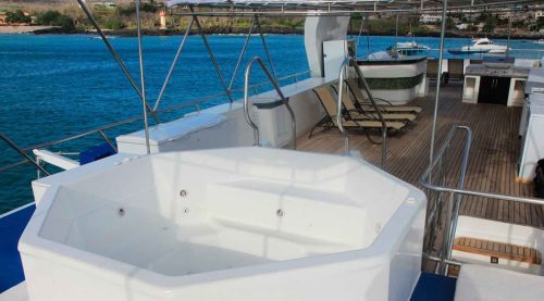 top deck yacuzzi of humboldt explorer yacht of galapagos islands