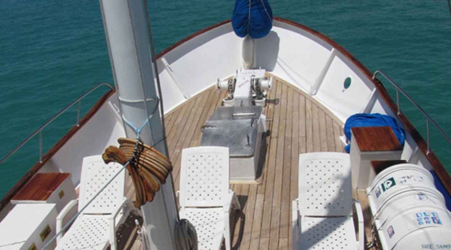 deck of samba yacht of galapagos islands