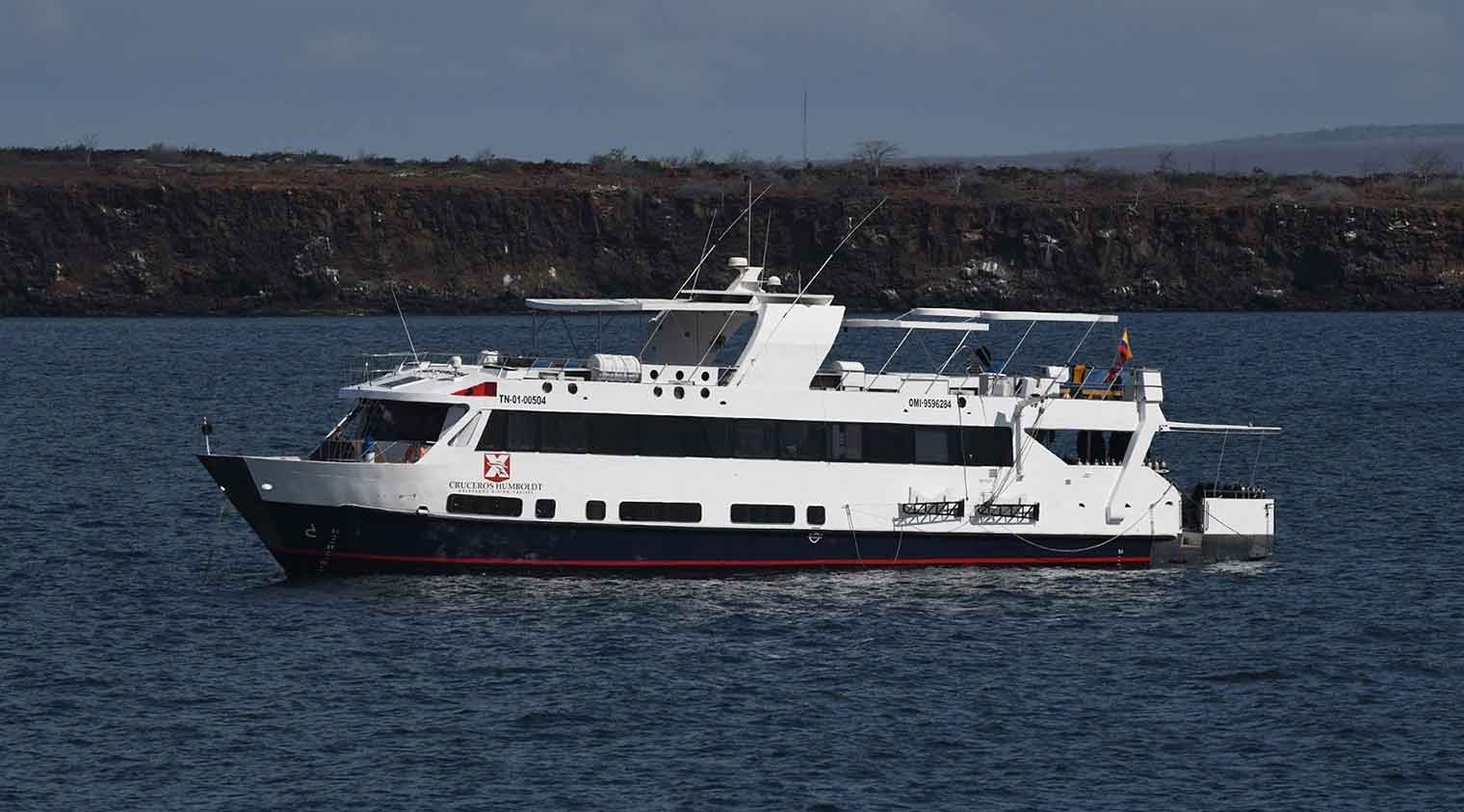 humboldt explorer yacht of galapagos islands