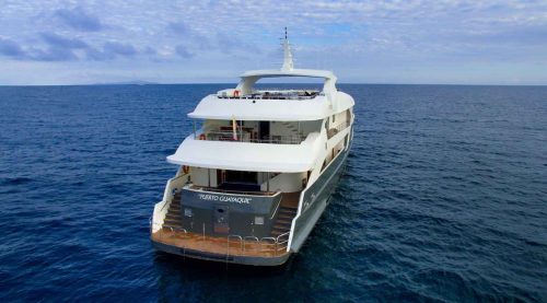 infinity yacht back of galapagos islands tours