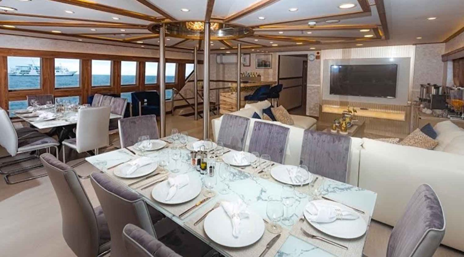 dining room of tiburon explorer yacht of galapagos islands