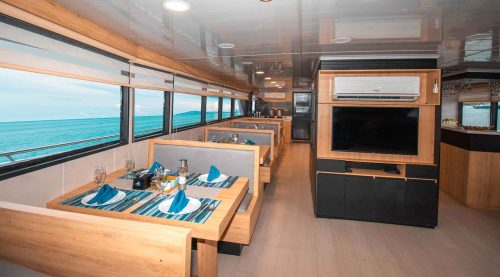 dining room of bonita yacht of galapagos islands
