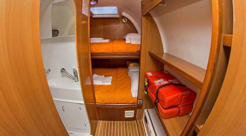 nemo yacht double bed bedroom galapagos islands