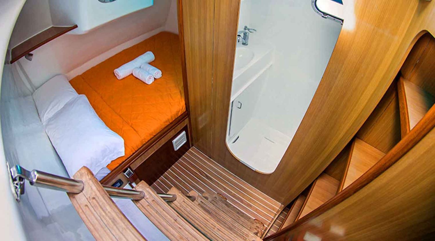 single double bed bedroom of nemo yacht galapagos islands