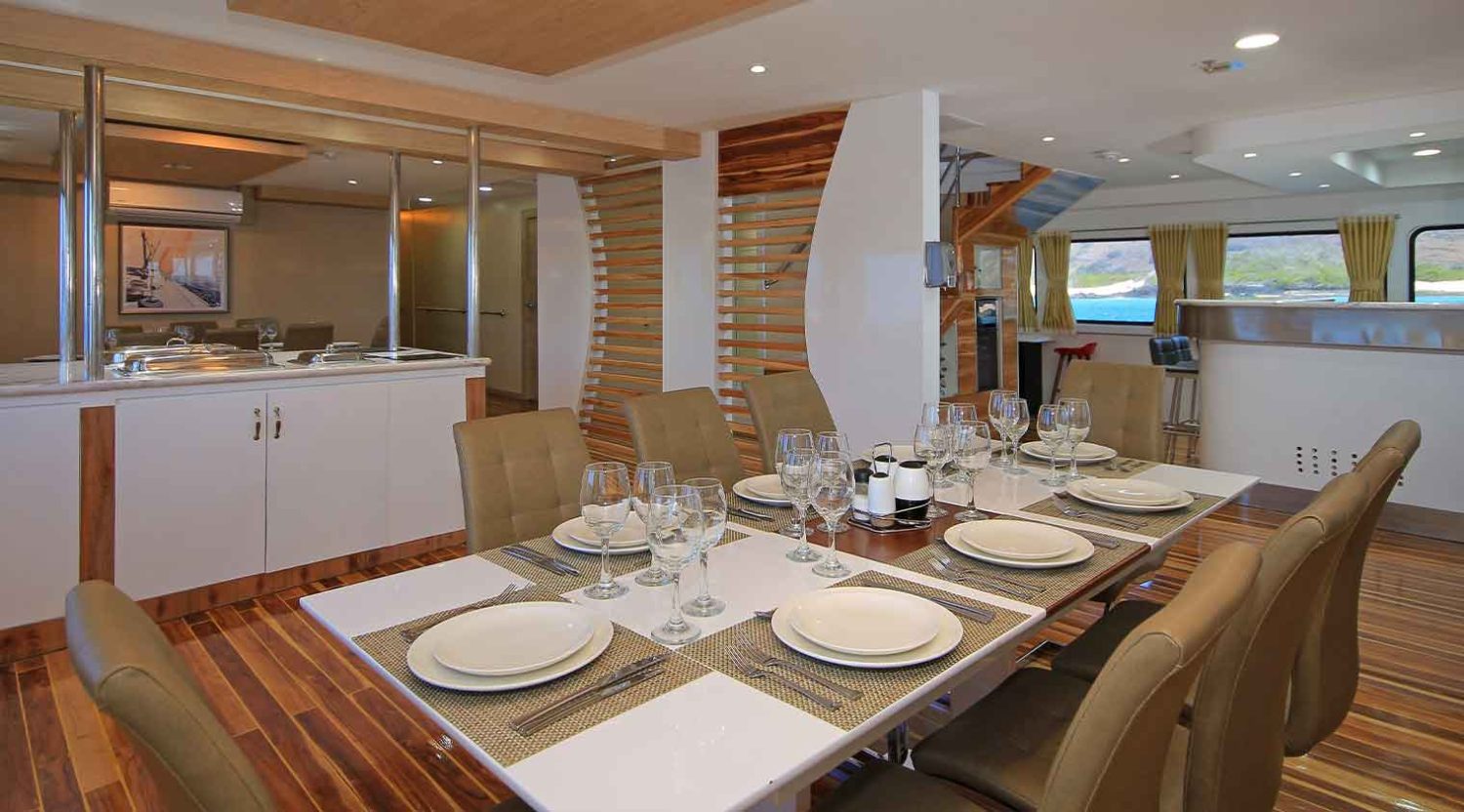 dining room of grand queen beatriz yacht of galapagos islands tours