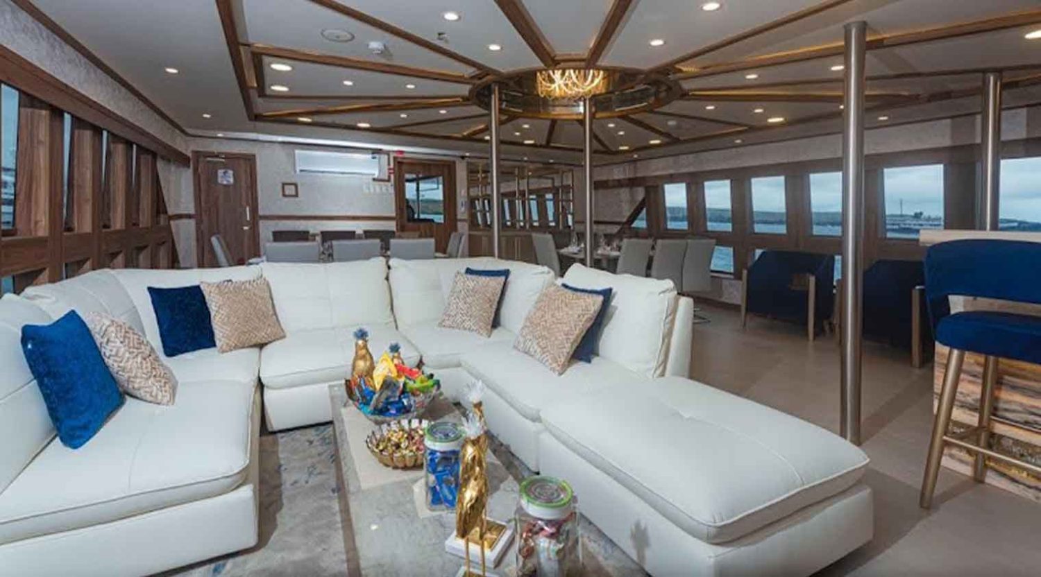 Tiburon Explorer yacht dining room living room of galapagos islands